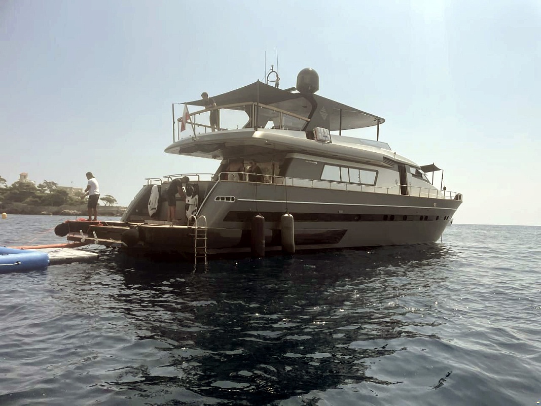 Sanlorenzo 82